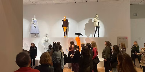 Les \u00c9toiles du nord - Teens at the Museum