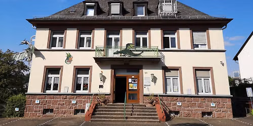 \u00d6ffentliche F\u00fchrung durch die Phantastische Bibliothek