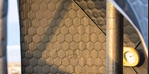 Meditation\/woodland sauna\/cold shower