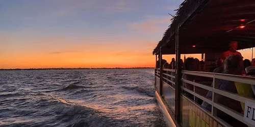 Hilton Head Island: Sunset Dolphin Cruise - Daily 