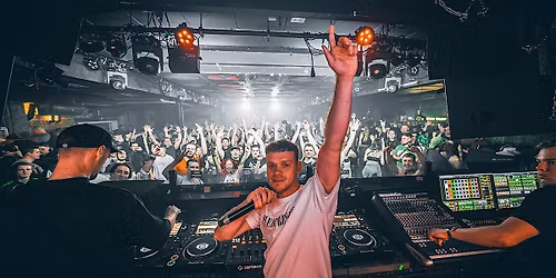 Basstripper at Club Vinyl