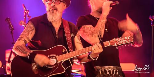 Father&Son for f\u00f8rste gang til Retro Bar p\u00e5 Raufoss 11\/4-26