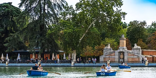 Free Tour Madrid: Gran Via, Cibeles, Retiro and Puerta de Alcala - English