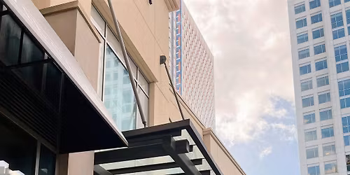 Chingonas with Cameras Photo Critique - Leica Store Bellevue