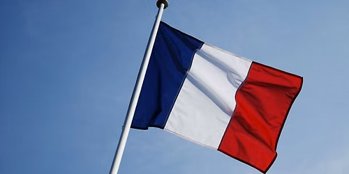 C\u00e9r\u00e9monie comm\u00e9morative \u00e0 l'occasion de la F\u00eate Nationale
