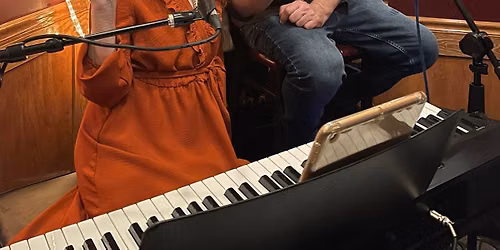 SEAN & AMANDA DUO