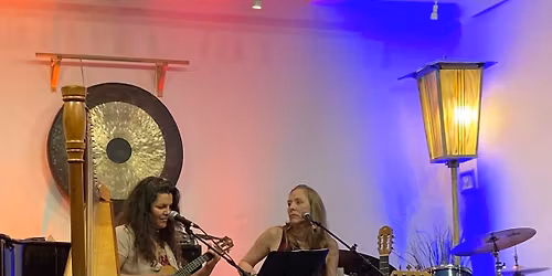 55Cuerdas bei Frau Mayer