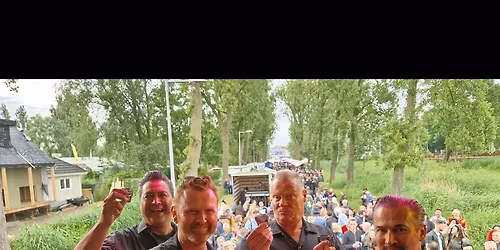 BAD MESS @ Wijk aan Zee
