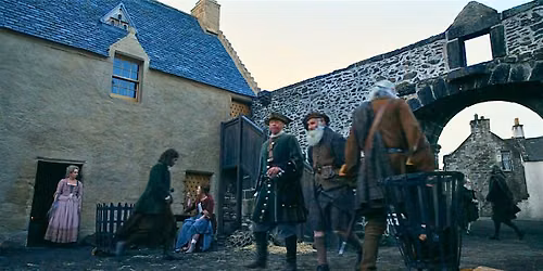 2027 Provan Hall Outlander Tours