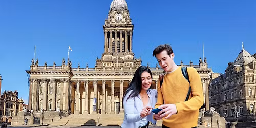 Discover Leeds! Interactive Treasure Hunt & City Walk