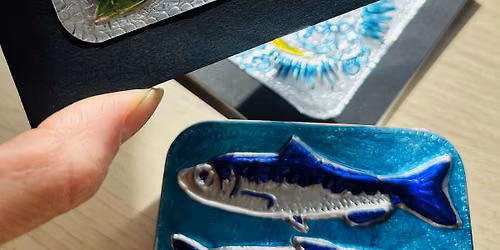 Metal Embossing : Decorate a Trinket Tin & Notebook Cover