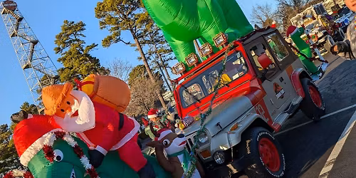 Eureka Springs Jinglin' Jeep Parade