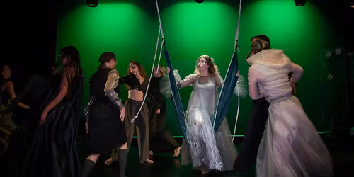 C\u00c2ND SOARELE TOARN\u0102 PESTE LUME JAR