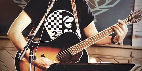 Darren Morgan plays at The Boat Inn, Cromford