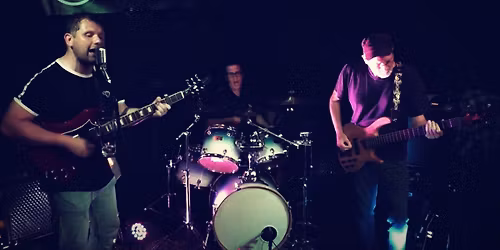 The Spies live at The Crown Inn (Bridport)