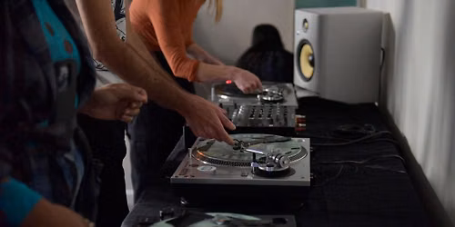 Abstract Turntablism Workshop with Maria Chavez