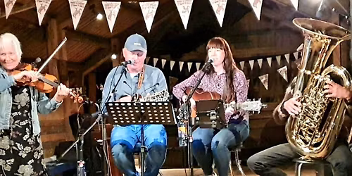 Sandsv\u00e6r Strenger & H\u00f8nn (Bluegass, k\u00f8ntri, blues og visesang) - Utekonsert