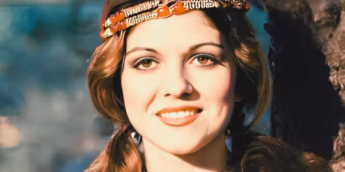 G\u00fclden Karab\u00f6cek in \u0130stanbul