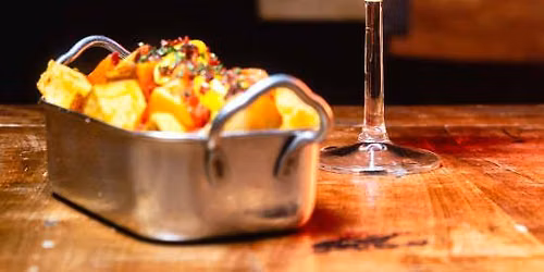 \u00a1Bravas y Spritz!