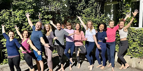 YOGA TEACHER TRAINING - 200h Yoga Alliance mit VERONIKA R\u00d6SSL