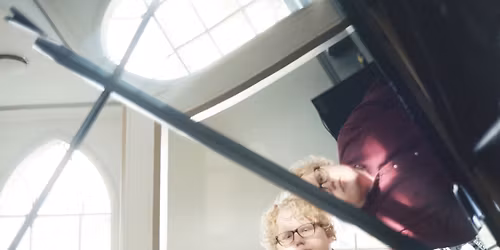 K\u00e1ri Egilsson einleikst\u00f3nleikar