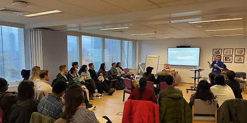St Thomas' WEEKDAYS antenatal classes - labour, breatsfeeding and baby