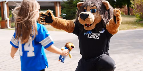 Detroit Lions Day at the Detroit Zoo