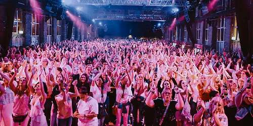 FRANKFURT ABBA Party Tour! Konzert Fan
