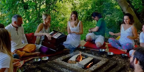 Cercle de chants sacr\u00e9s \/ kirtan