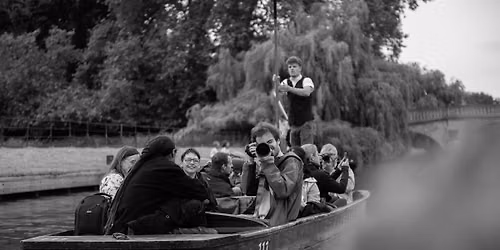 Behind the Backs: A Photography Experience on the Cam
