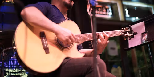 Chris Zonada: Live music Thurs January 8th at La Divina