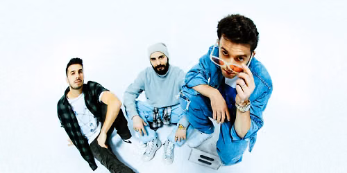 Cash Cash in Chicago