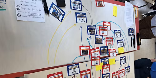 Fresque de la d\u00e9mocratie organis\u00e9e par Aymane de Du Colibri Au Canadair