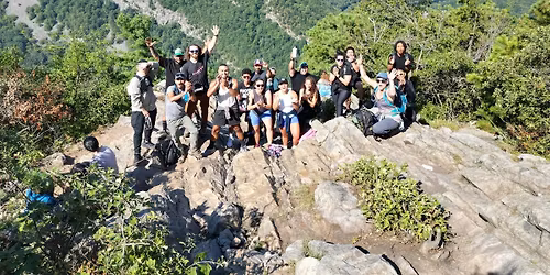 Crew Moves: Giant Stairs Hike