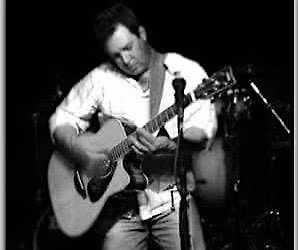 Free Live Music with Roger Bowyer at The Vineyard at Hershey