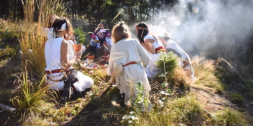 Hel R\u00f8yk: kurs i r\u00f8kelsens tradisjon,healing og magi