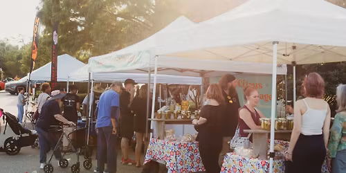 Holiday Market on The Lawn