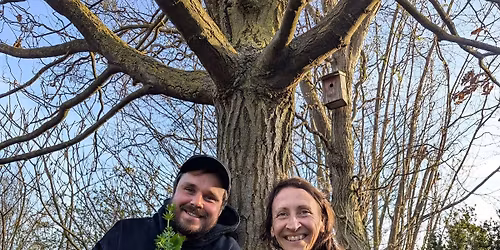 Die Kraft der Kr\u00e4uter" \/ "Essbare Sch\u00e4tze am Wegesrand" 