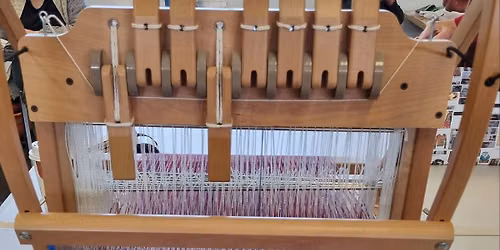 Introduction to weaving with Monique