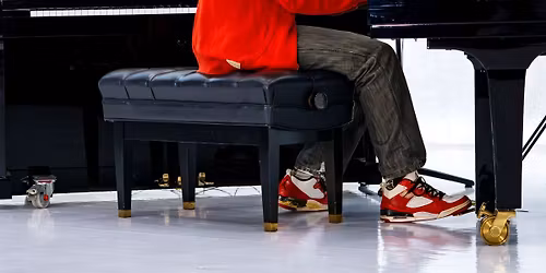 Winter Party Live Session \u00b7 Delaney Nelom Jazz Trio