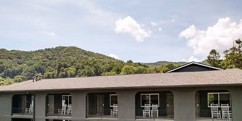 Santa Coming to Hotel Sylva