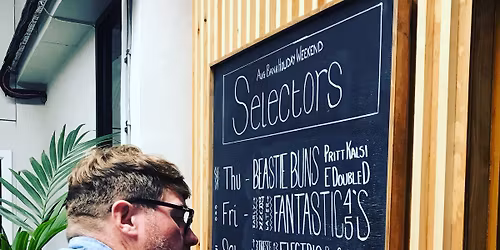 Andy 'Mr M' Milford final set at Hockley Social Club