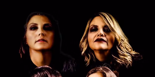 Pulp Vixen rocks The Cove