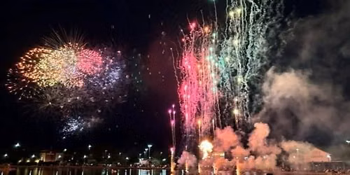 West Des Moines Fireworks Show. Free show featuring The Nadas