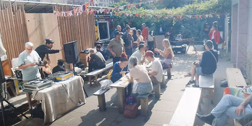 Indvielse af v\u00e6rksted og udek\u00f8kken i Osramhusets bagg\u00e5rd