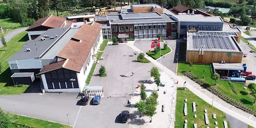 Invitasjon til avslutningsfest for avgangselevar ved Vinstra vidareg\u00e5ande skule
