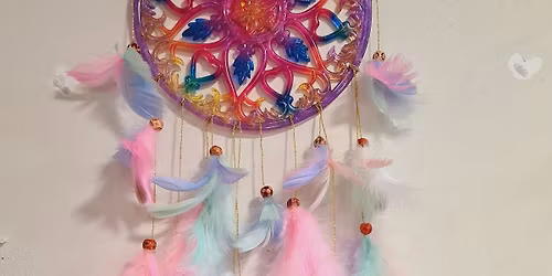 Create your own magical Dreamcatcher