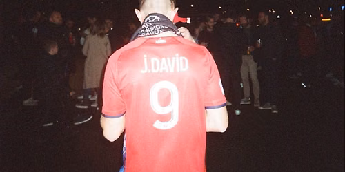 Dr\u00f4le de Match at Le Studio TD