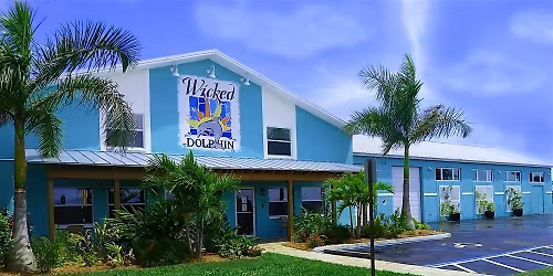 Wicked Dolphin Distillery Tour