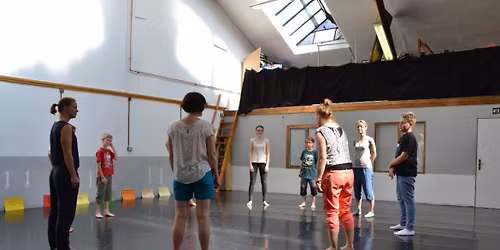 \ud83d\udc68\u200d\ud83d\udc69\u200d\ud83d\udc67\u200d\ud83d\udc66IMPROVIZACE pro RODI\u010cE&D\u011aTI